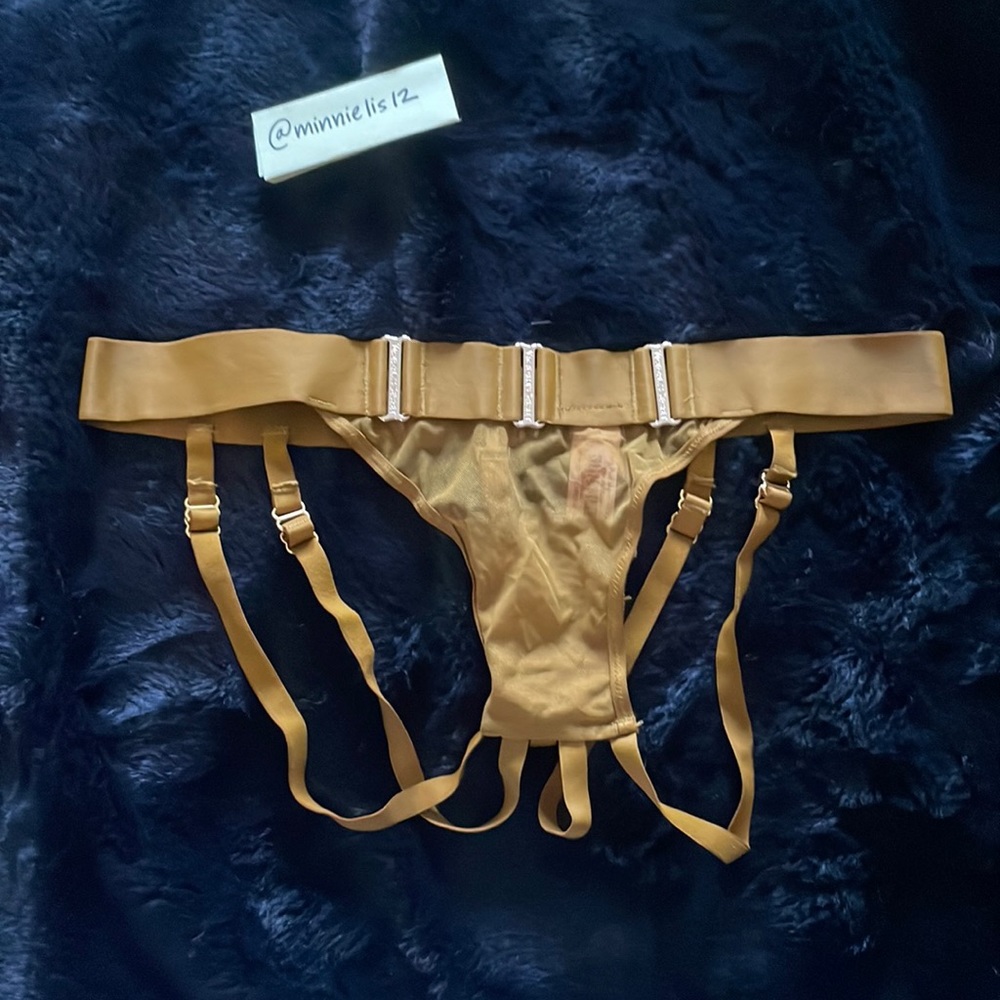 Nwt Victoria’s Secret very sexy olive panty size XS